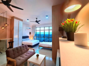 Small family 3 pax studio high floor Palazio Apartment Taman Mount Austin by GDRAGON HomeStay